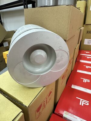 High-Quality Isuzu 6BF1 4BG1 6BG1 Piston Liner Kit Engine Parts with Part Numbers 1-87812487-1 1-11261119-0 1-12121146-0