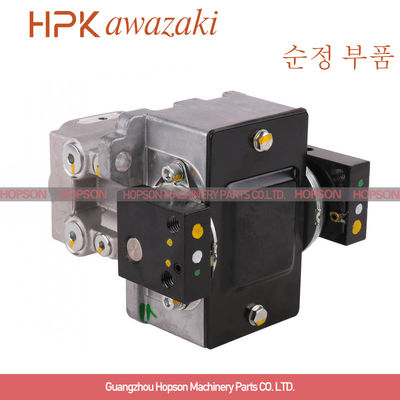Excavador Foot Pedal Valve de Hitachi 1024384 1024224 1022441 para ZAX240-3 ZAX330-3